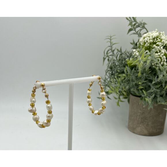 Amber Sceats White
Freshwater Baroque Pearl Dangle Hoop Earrings Front Back New - Picture 3 of 9